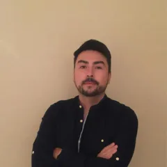 Dr. Carlos Schneider